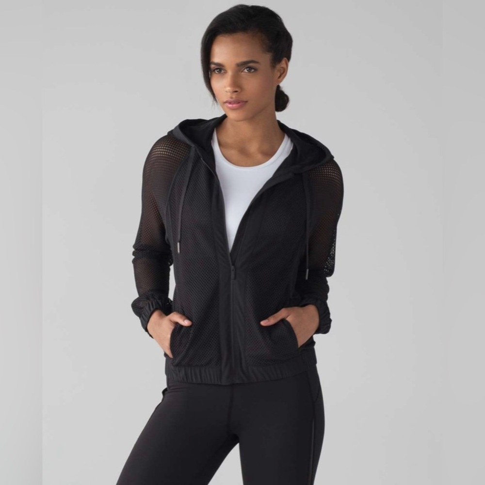 Lululemon Mesh on Mesh Jacket Size 4